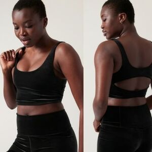☆ Athleta Velvet Crop Cut-Out Black Sports Bra Size Small